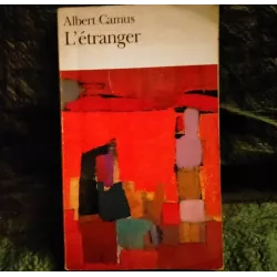L'étranger - Albert Camus  Livre