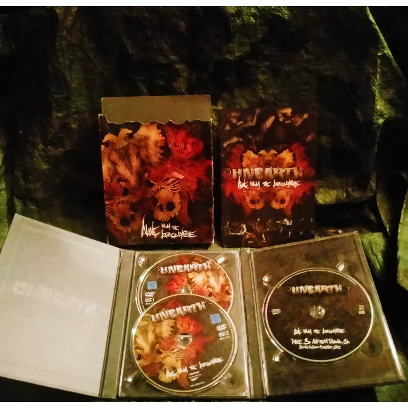 Unearth alive from apocalypse  édition 2 DVD + CD