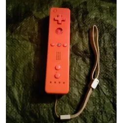 Manette Nintendo Wiimote avec dragonne - rose