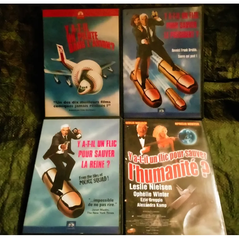 Leslie Nielsen Pack 4 Films DVD Y a-t-il un pilote dans l'avion sauver l'Humanité sauver le président sauver la reine