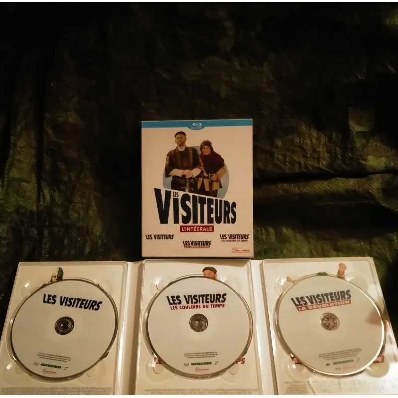 Les Visiteurs L'intégrale - Coffret Trilogie 3 Films Blu-ray - Poiré - Christian Clavier - Jean Reno - Lemercier