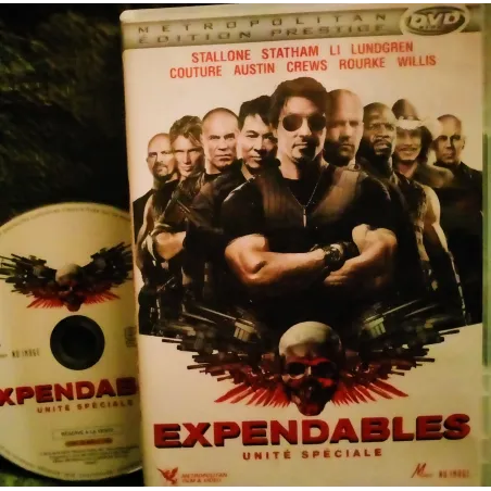 DVD Expendables Unité spéciale - Stallone Statham Jet Li Lundgren Rourke Willis Schwarzenegger Film 2010