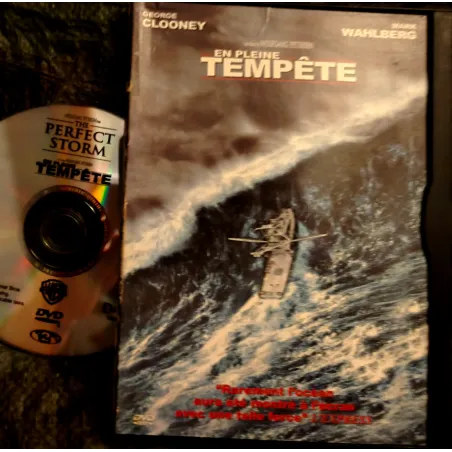 DVD En pleine tempête - Petersen Clooney Wahlberg Diane Lane Film 2000