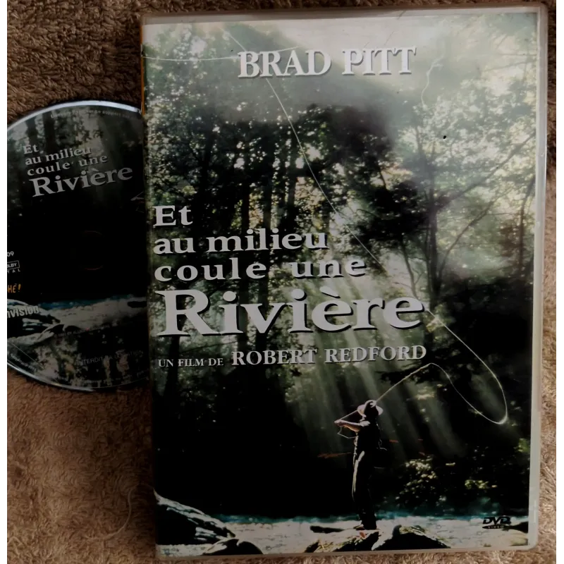 DVD Et au milieu coule une rivière - Robert Redford Brad Pitt Film 1992