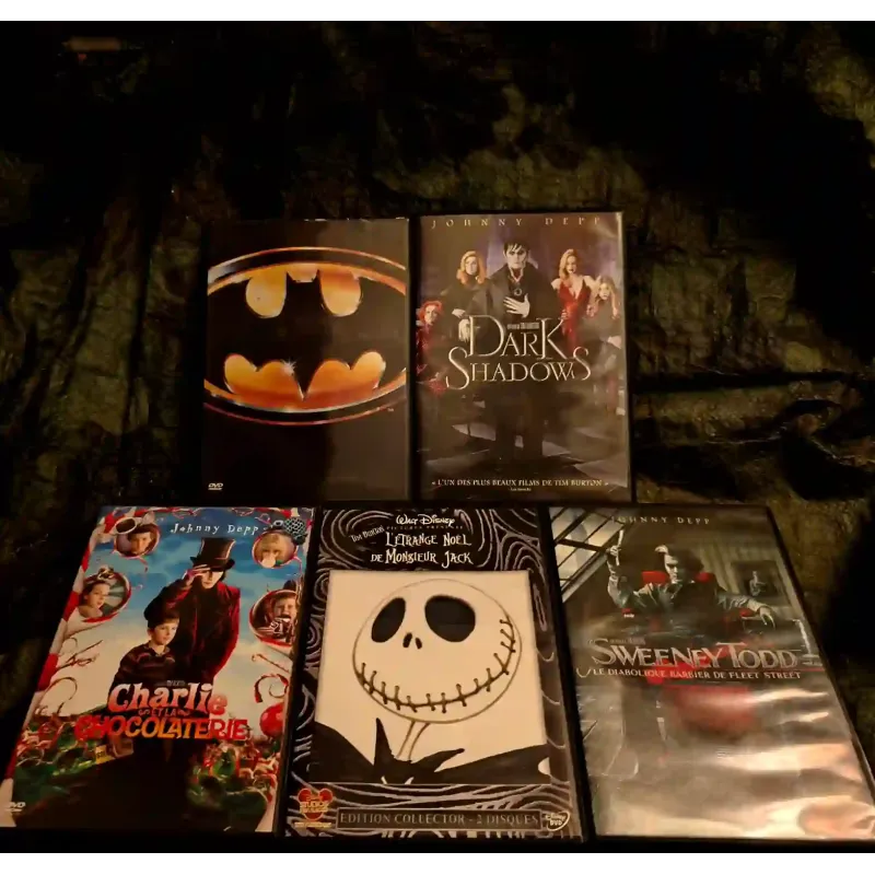 DVD Tim Burton Pack 5 Films L'étrange Noël de Monsieur Jack
Charlie et la chocolaterie Sweeney Todd Dark shadows