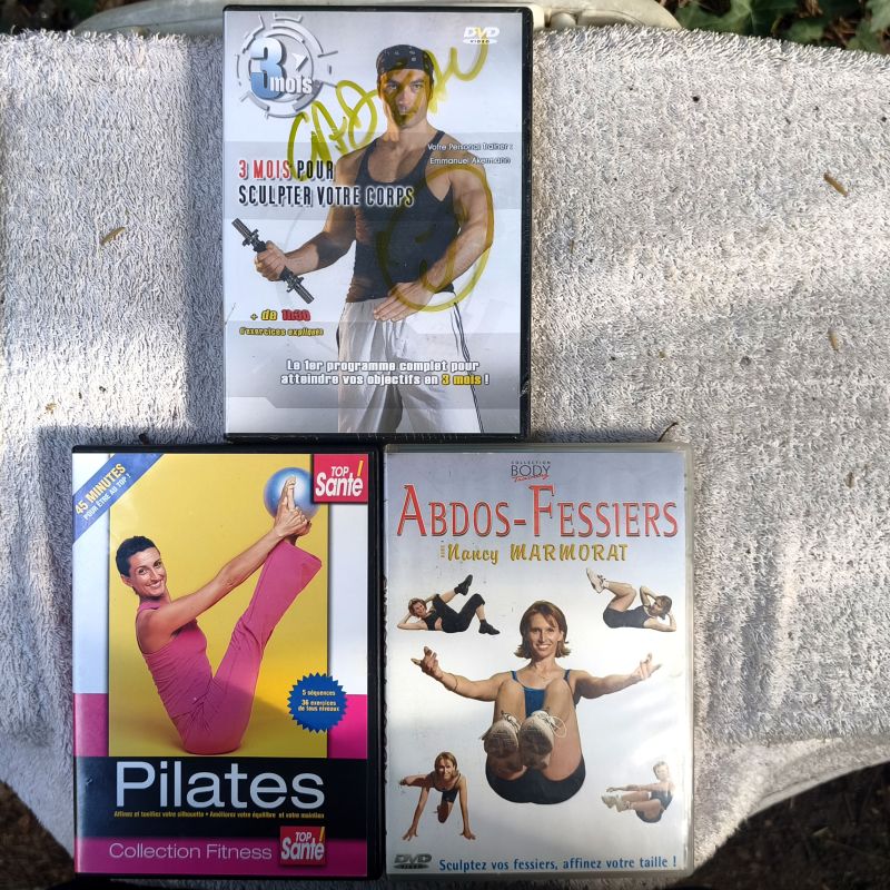 Pilates 45 mn pour être au top + Abdos-fessiers + - Pack 3 DVD VF Fitness 3 Mois pour sculpter votre corps