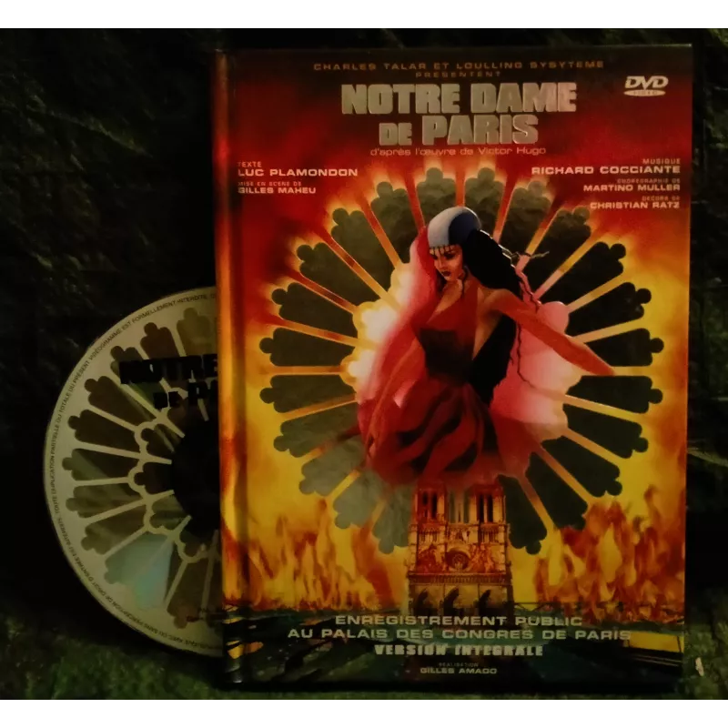 Notre Dame de Paris - Gilles Maheu  Livret + DVD 1998